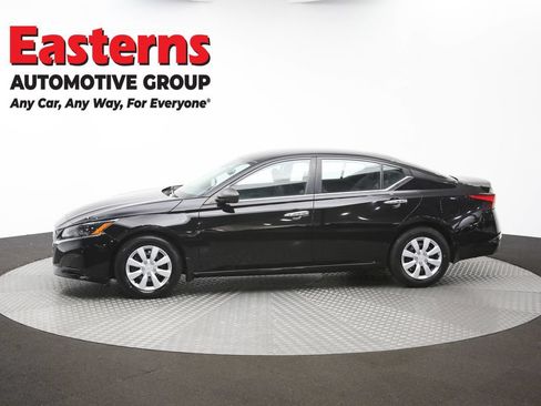 Used 2024 Nissan Altima 2.5 S FWD image 56