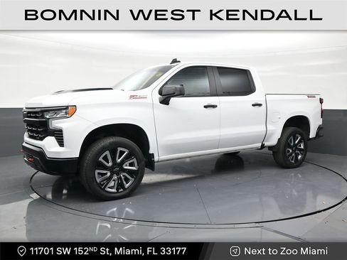 Used 2022 Chevrolet Silverado 1500 LT Trail Boss w/ Protection Package AWD/4WD image 1