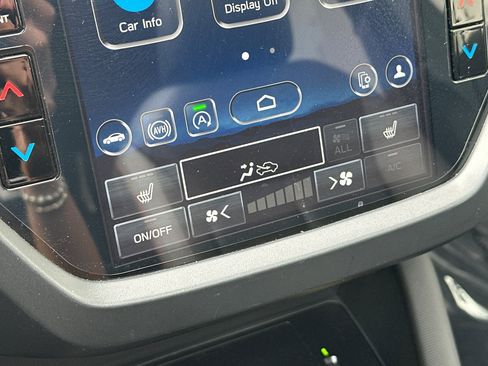 Used 2025 Subaru Forester Sport w/ Popular Package #2 AWD/4WD image 19