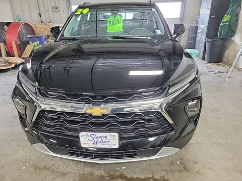 Used 2024 Chevrolet Blazer LT w/ Convenience Package image 2