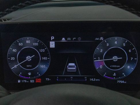 New 2025 Kia Sportage SX image 16