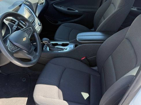 Used 2024 Chevrolet Malibu LT FWD image 5