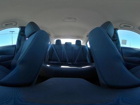 Used 2025 Toyota Corolla LE FWD image 41