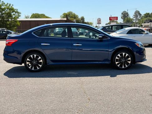 Used 2016 Nissan Sentra SR FWD image 10