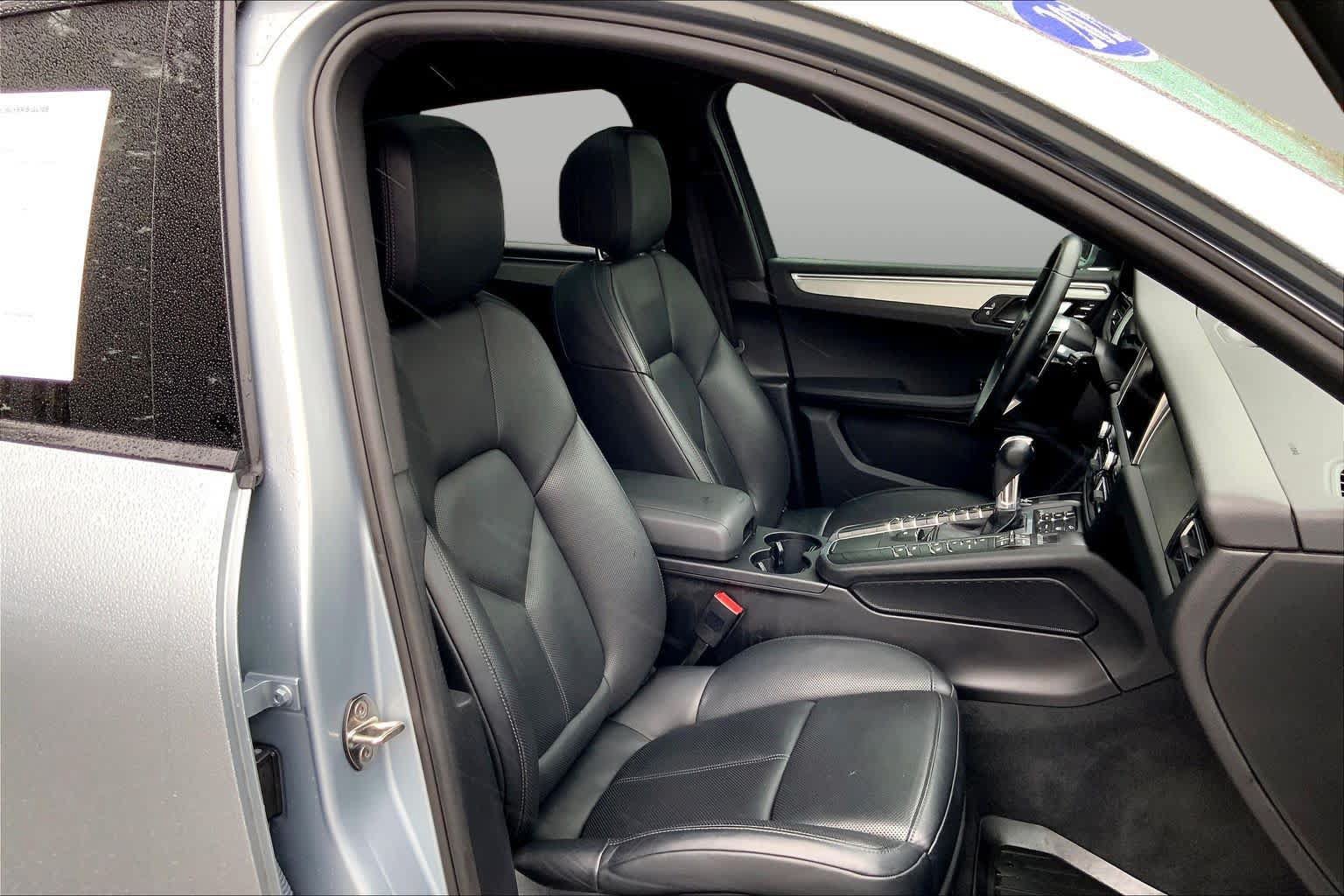 Used 2021 Porsche Macan AWD/4WD image 8