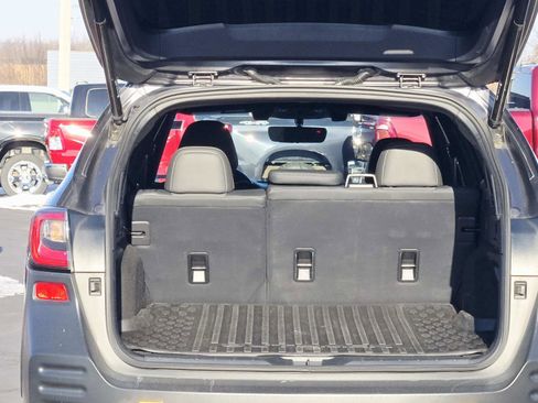 Used 2022 Subaru Outback Wilderness image 15