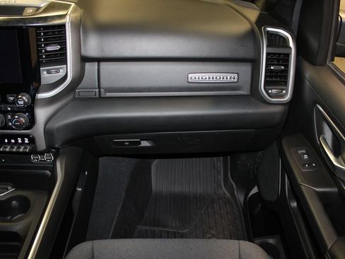 Certified 2019 RAM 1500 Big Horn AWD/4WD image 33