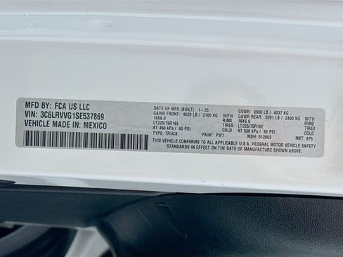 Used 2025 RAM ProMaster 2500 w/ U-Haul Equipment Group FWD image 28