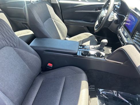 Used 2025 Toyota Camry LE FWD image 13