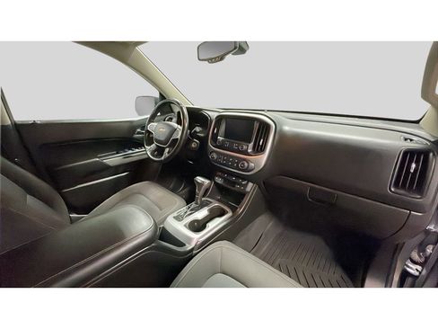 Used 2021 Chevrolet Colorado LT w/ LT Convenience Package image 17