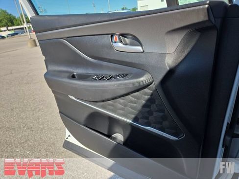 Used 2019 Hyundai Santa Fe SEL AWD/4WD image 18