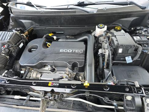 Used 2020 Chevrolet Equinox LS AWD/4WD image 9
