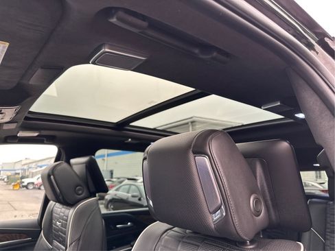Certified 2023 Cadillac Escalade Sport Platinum w/ LPO, Floor Liner Package AWD/4WD image 12