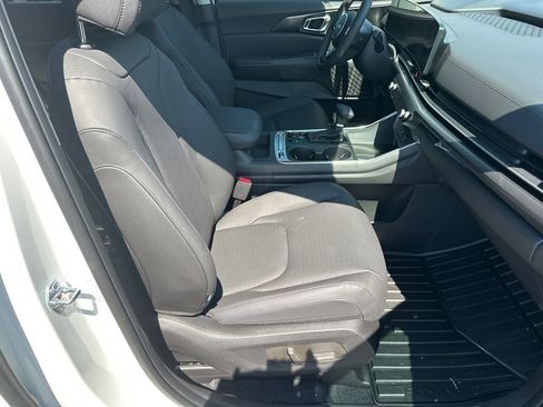 New 2026 Kia Carnival SX Prestige FWD image 13