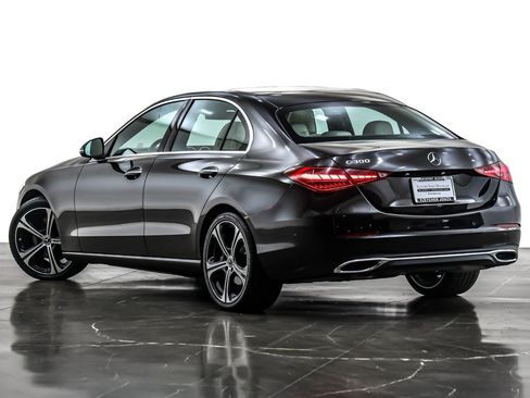 Used 2023 Mercedes-Benz C 300 Sedan image 12