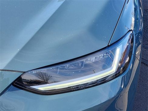 Used 2025 Honda HR-V Sport image 9