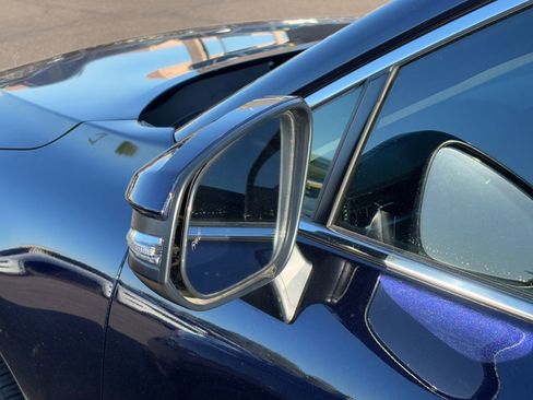 Certified 2024 Toyota Venza LE image 9