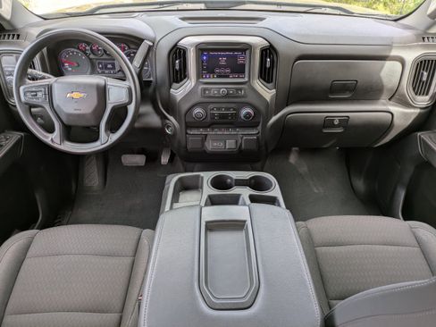 Used 2022 Chevrolet Silverado 1500 Custom image 13