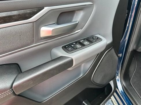 Used 2022 RAM 1500 Big Horn AWD/4WD image 13