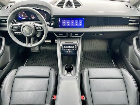 Used 2025 Porsche Macan Turbo Electric AWD/4WD image 16
