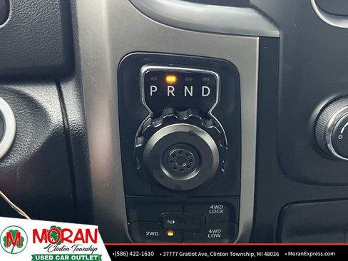 Used 2018 RAM 1500 Classic SLT image 23