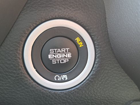 Used 2023 RAM 1500 Big Horn AWD/4WD image 41