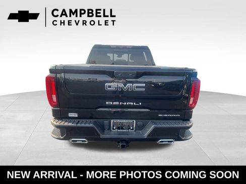 Used 2022 GMC Sierra 1500 Denali Ultimate AWD/4WD image 4