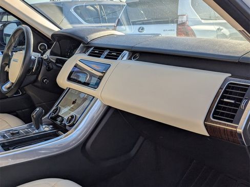 Used 2022 Land Rover Range Rover Sport HSE Silver Edition image 27