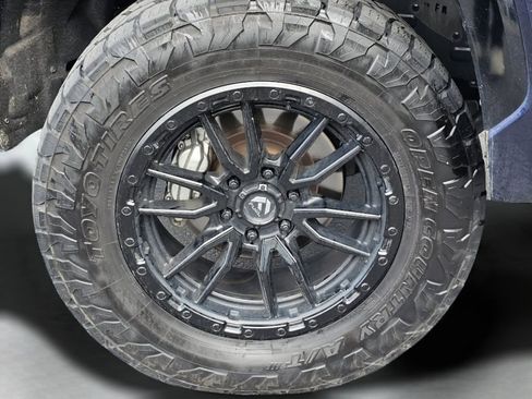 Used 2023 Toyota Tundra Platinum AWD/4WD image 20