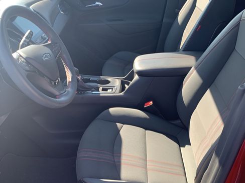 Used 2024 Chevrolet Equinox RS AWD/4WD image 8