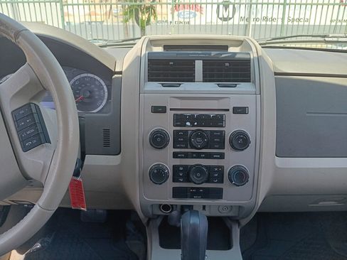 Used 2011 Ford Escape XLT image 16