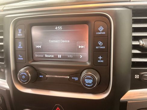 Certified 2024 RAM 1500 Classic SLT image 32