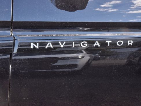 New 2025 Lincoln Navigator L Black Label image 55