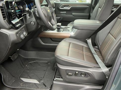 New 2026 Chevrolet Silverado 1500 High Country image 13