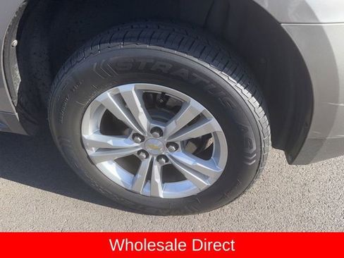 Used 2012 Chevrolet Equinox LT w/ Driver Convenience Package AWD/4WD image 12