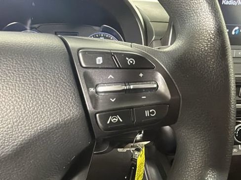 Certified 2023 Hyundai Kona SE AWD/4WD image 16