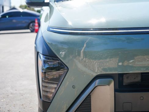Used 2024 Hyundai Kona Limited AWD/4WD image 11