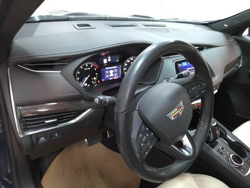 Used 2019 Cadillac XT4 Sport AWD/4WD image 27