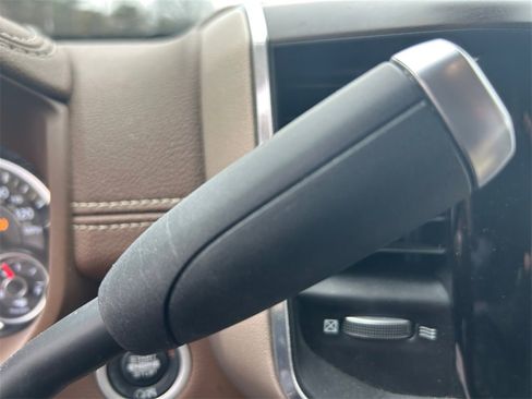 Certified 2022 RAM 2500 Laramie image 23