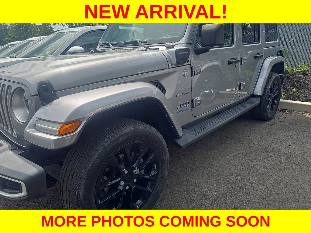 Used 2021 Jeep Wrangler Unlimited Sahara w/ Cold Weather Group AWD/4WD image 4