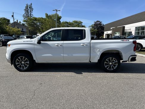 Used 2022 Chevrolet Silverado 1500 LT image 8