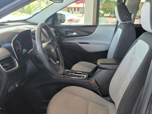 Used 2020 Chevrolet Equinox LS AWD/4WD image 9