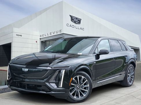 New 2026 Cadillac Lyriq Sport AWD/4WD image 1