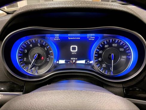 Used 2016 Chrysler 300 C AWD/4WD image 14