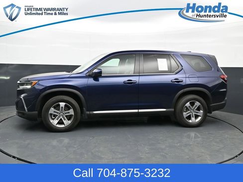 Used 2025 Honda Pilot EX-L image 5