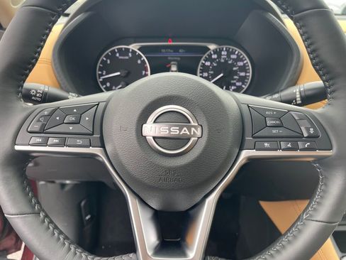 New 2025 Nissan Sentra SV w/ SV Premium Package image 11