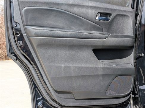 Used 2018 Honda Pilot Touring image 26