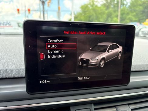 Used 2018 Audi A4 2.0T Premium w/ Convenience Package image 23