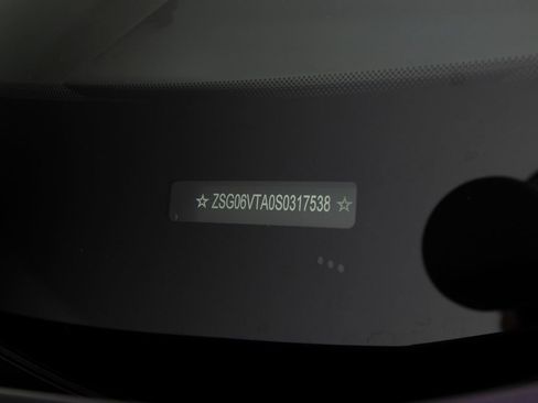 Used 2025 Ferrari Purosangue AWD/4WD image 54