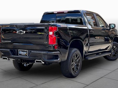 Used 2026 Chevrolet Silverado 1500 LT Trail Boss w/ LT Trail Boss Premium Package AWD/4WD image 13
